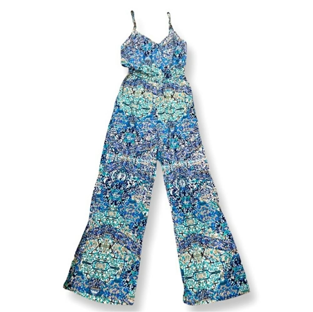 Flare Leg Jumpsuit with pockets - Picture 2 of 8